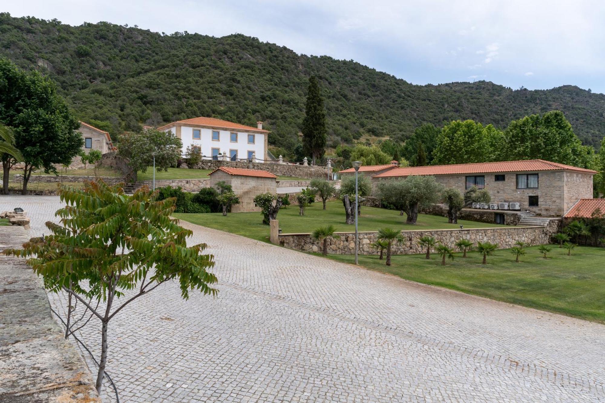 Gasthaus Quinta Da Terrincha Torre De Moncorvo Exterior foto